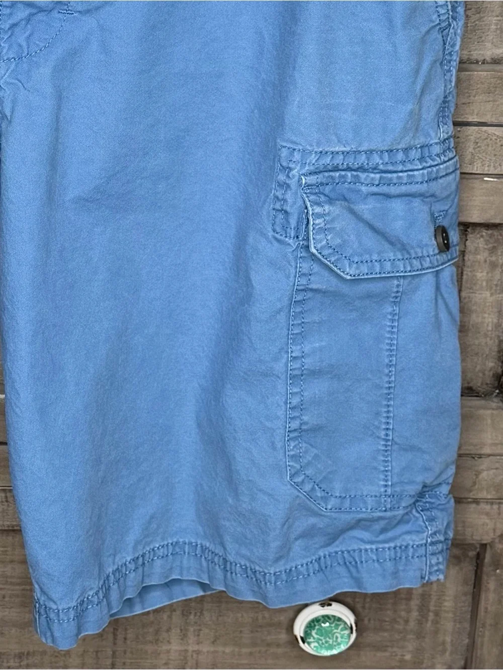 IZOD Men's Blue Solid Cotton Cargo Shorts Flat Front Pockets  Size 36